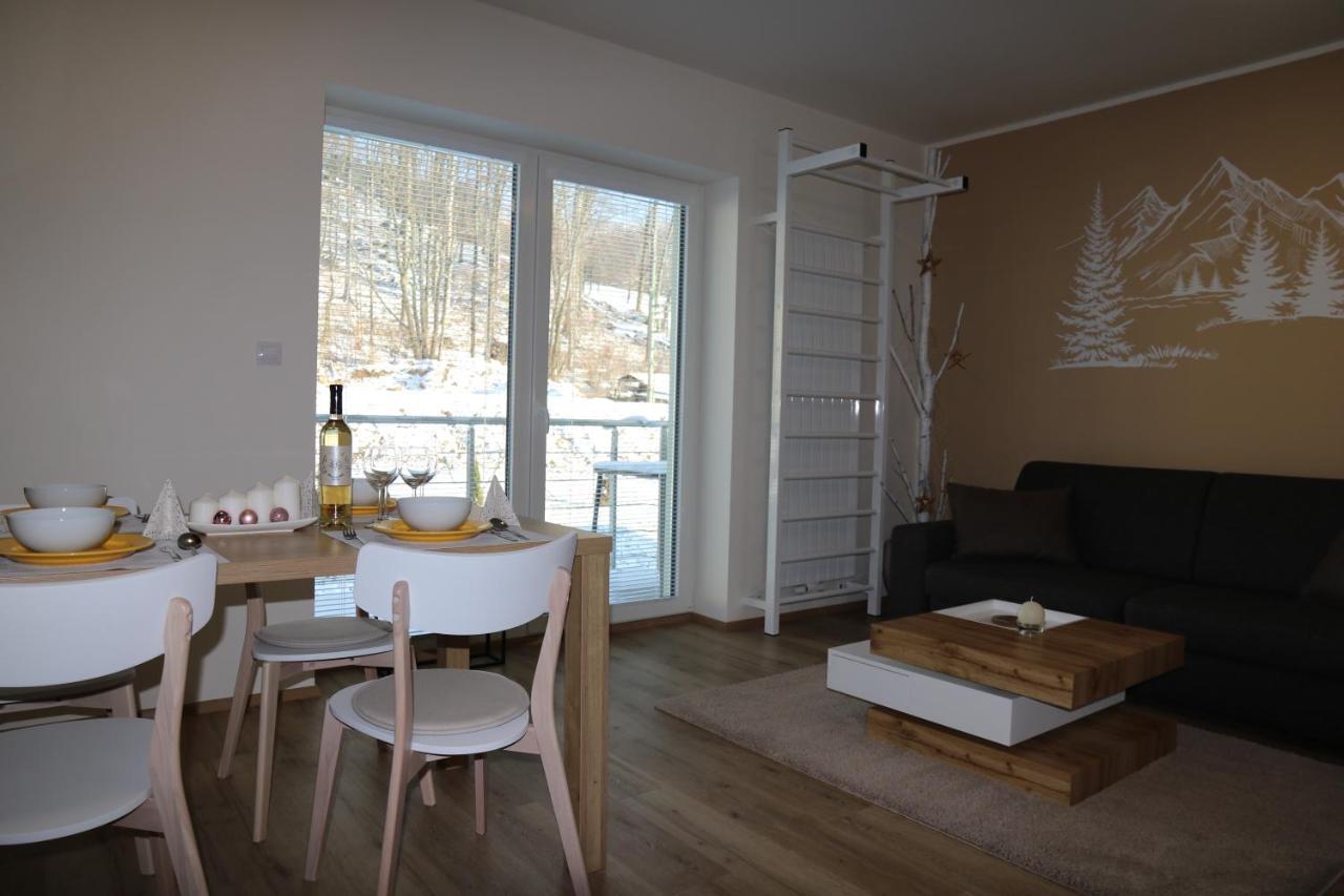 Ferienwohnung Vlci Nora Horní Maršov Exterior foto