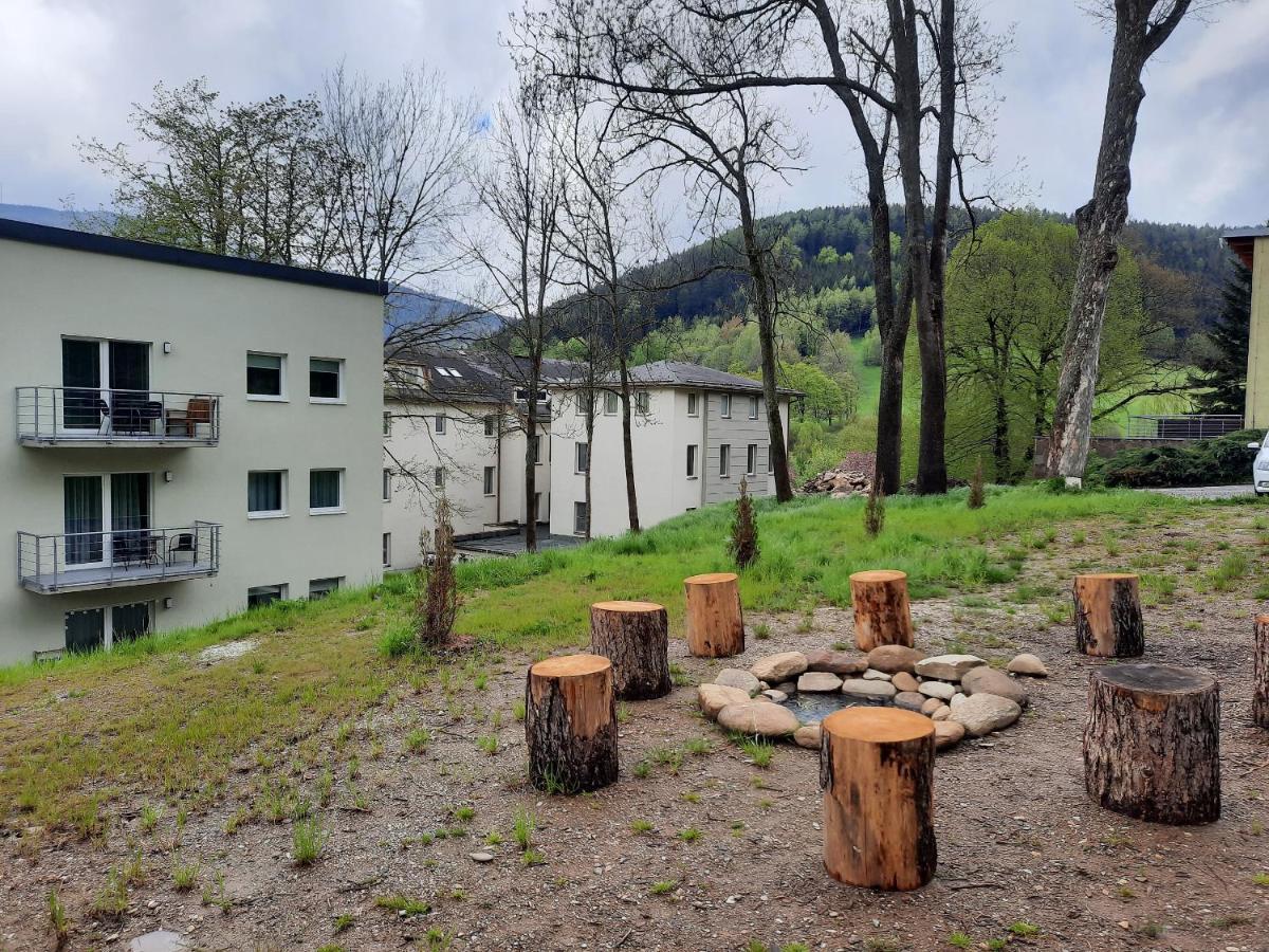 Ferienwohnung Vlci Nora Horní Maršov Exterior foto