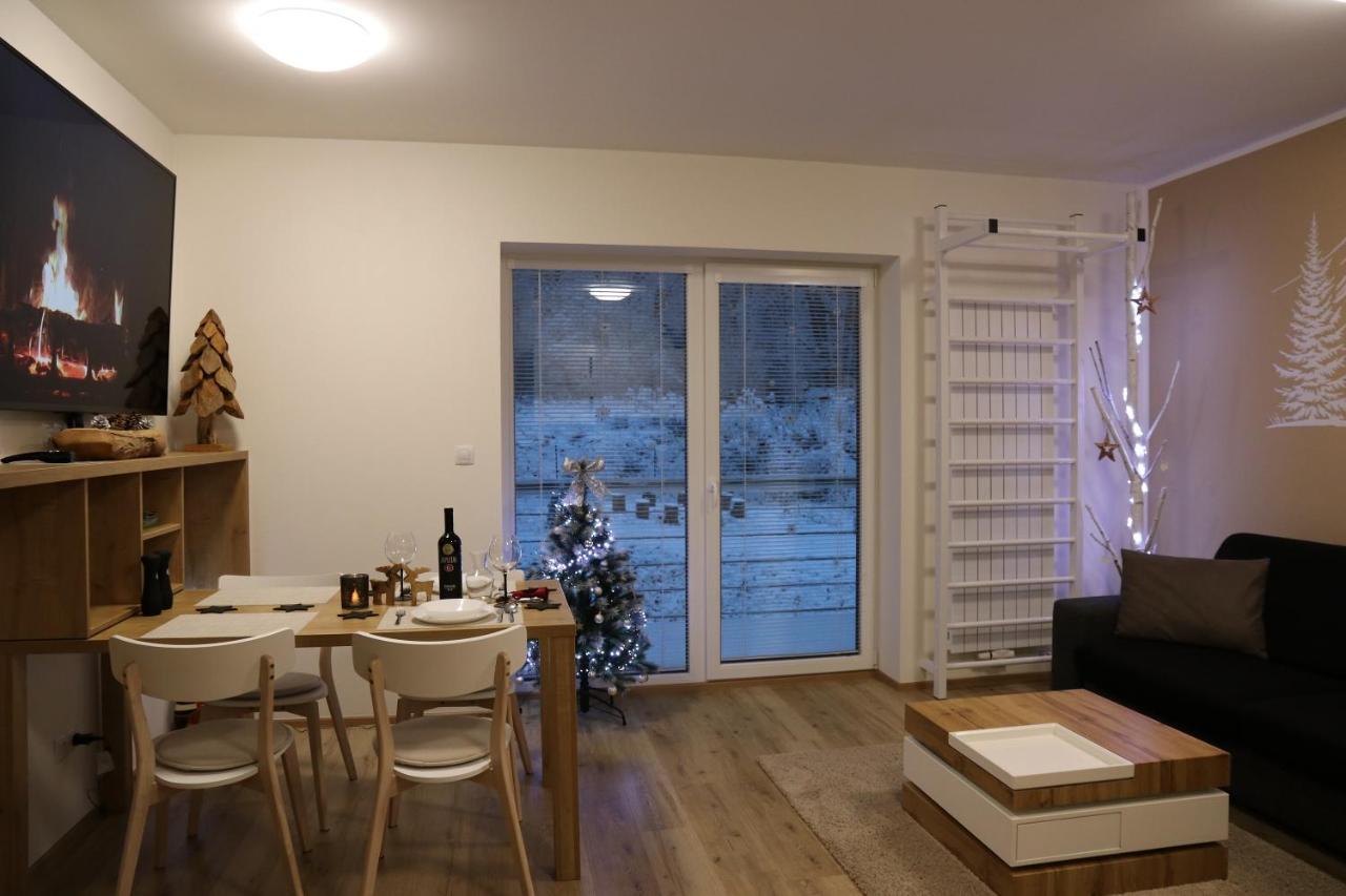 Ferienwohnung Vlci Nora Horní Maršov Exterior foto